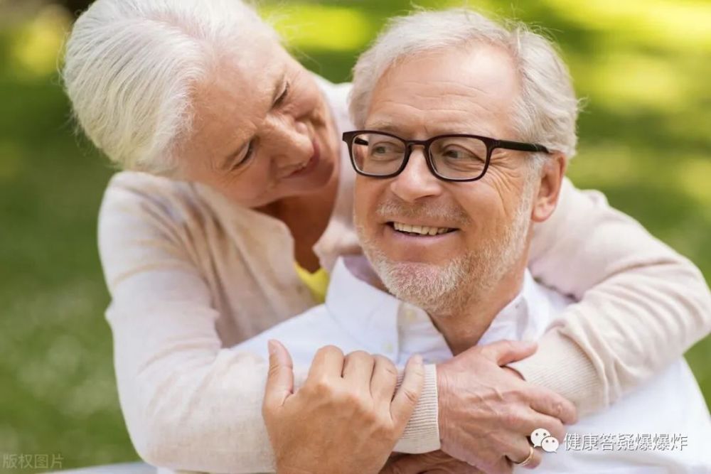 中老年人，还有必要过夫妻生活吗？要注意什么？要做好这8件事(图3)